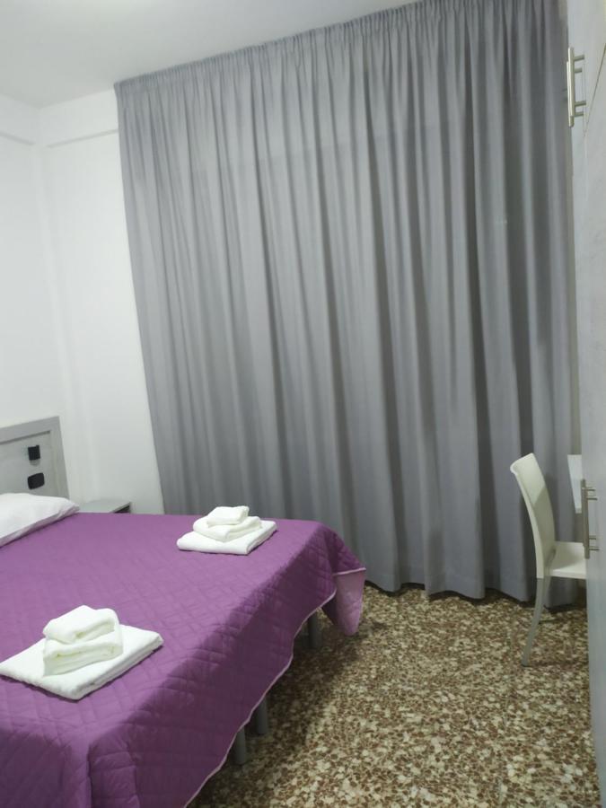 Hotel Madonna Del Pino Cervia Eksteriør bilde